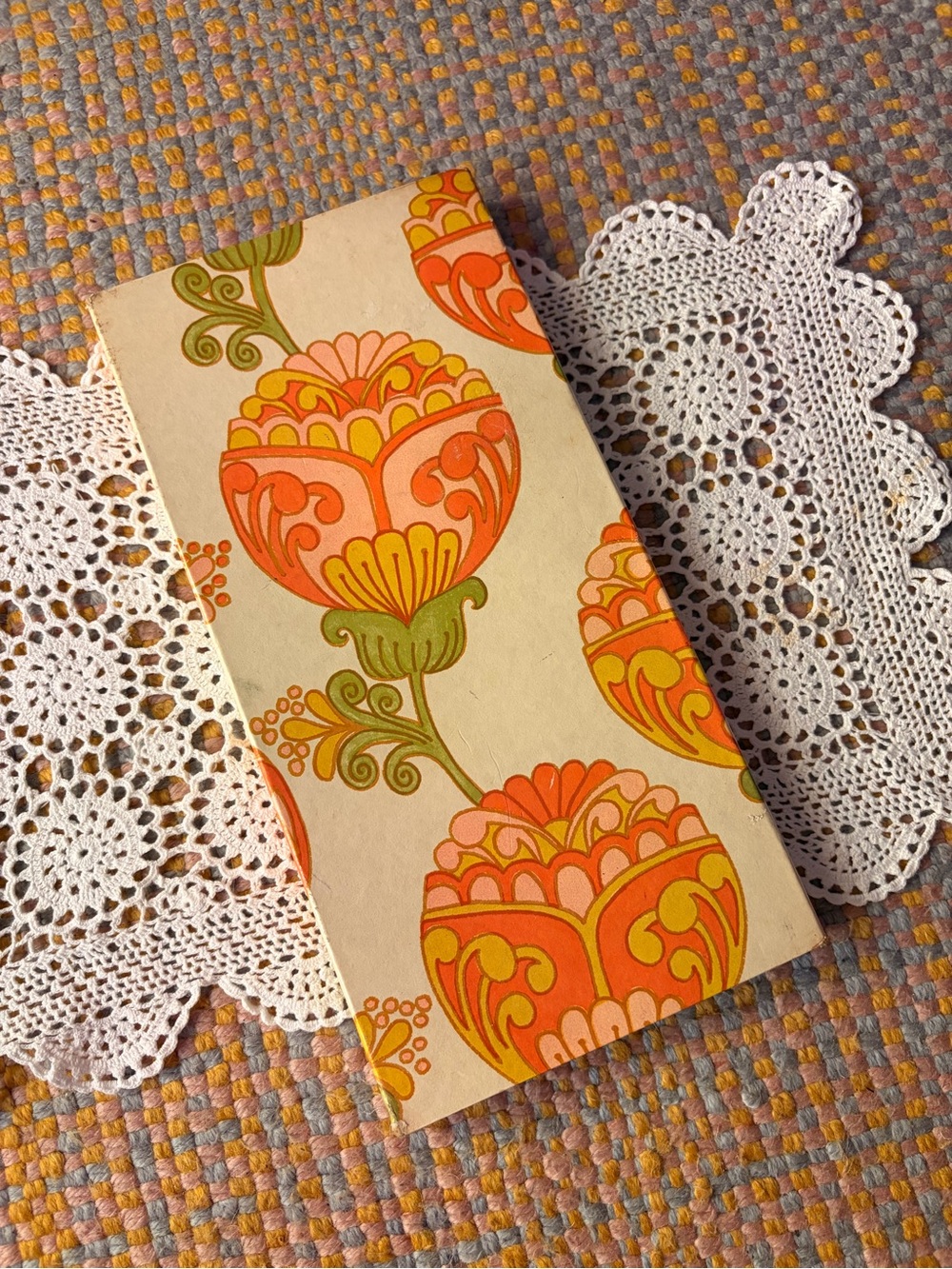 🌸✨ 1960s Vintage Floral Stationery Set – Pink & Orange ✨🌸